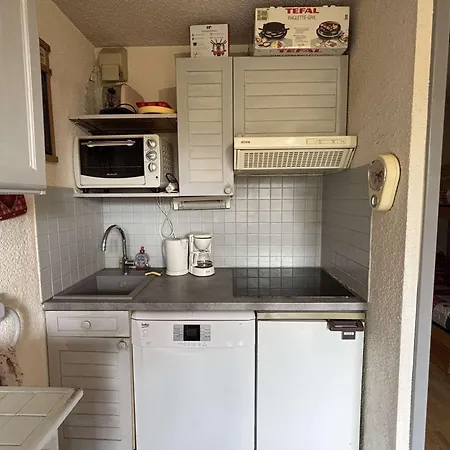Apartment Alpe D'huez: 2 Pieces, 4 Pers, Proche Pistes, Balcon, Parking - Fr-1-405-140 *